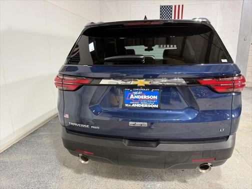 2022 Chevrolet Traverse LT Leather
