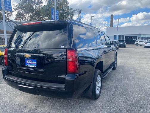 2019 Chevrolet Suburban LS