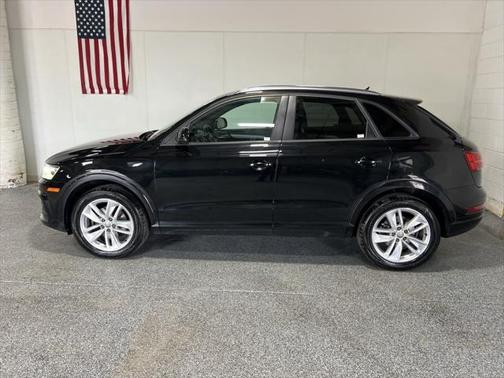 2017 Audi Q3 2.0T Premium