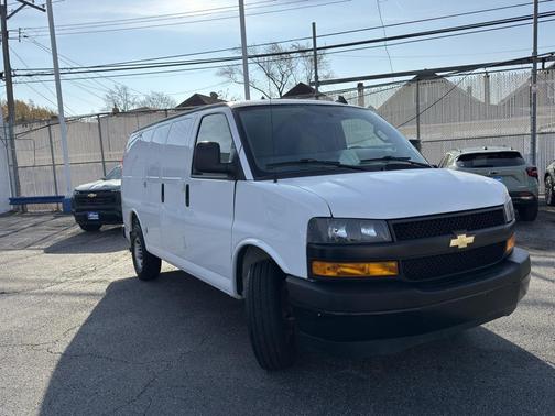 2021 Chevrolet Express 2500 RWD 2500 Regular Wheelbase WT