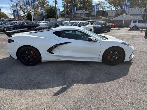 2022 Chevrolet Corvette Stingray w/1LT