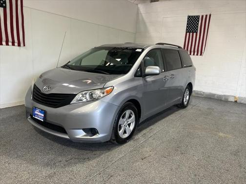 2012 Toyota Sienna LE