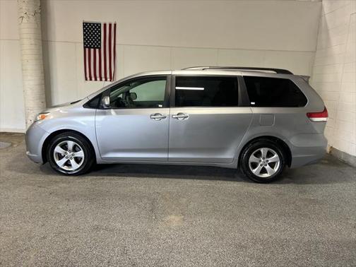 2012 Toyota Sienna LE