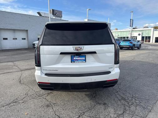 2025 Cadillac Escalade Sport Platinum