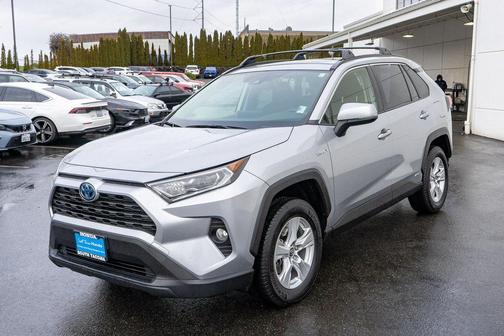 2020 Toyota RAV4 Hybrid XLE