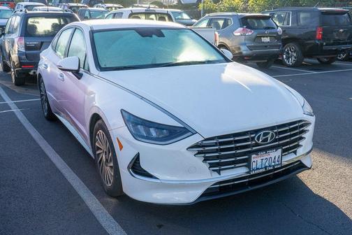 2020 Hyundai SONATA Hybrid SE