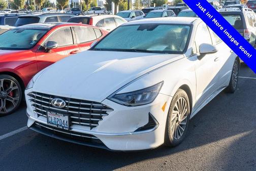 2020 Hyundai SONATA Hybrid SE