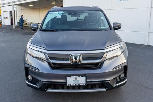 2022 Honda Pilot Touring 8-Passenger