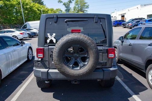 Granite Crystal Metallic Clearcoat 2017 Jeep Wrangler Unlimited Sport
