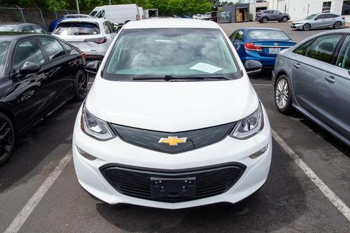 Summit White 2019 Chevrolet Bolt EV LT