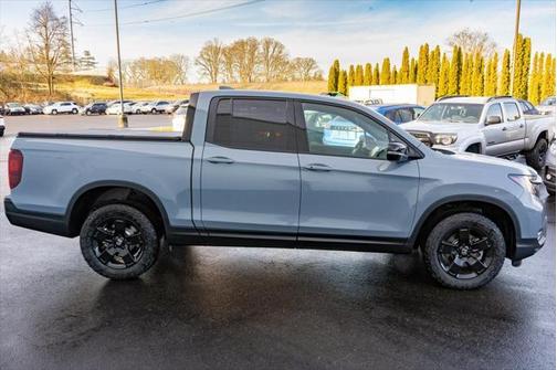 2025 Honda Ridgeline Black
