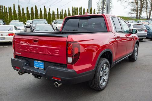 Radiant Red Metallic II 2026 Honda Ridgeline RTL