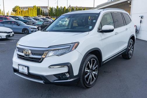 2020 Honda Pilot Touring 8-Passenger