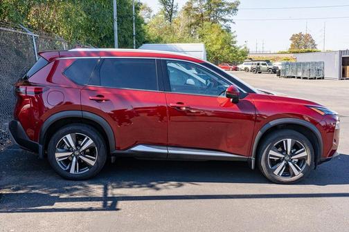 2021 Nissan Rogue SL