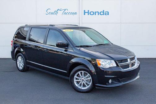 Black Onyx Crystal Pearlcoat 2019 Dodge Grand Caravan SXT