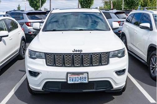 2020 Jeep Grand Cherokee Altitude