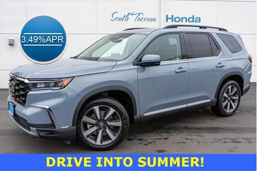 2025 Honda Pilot Touring 8-Passenger