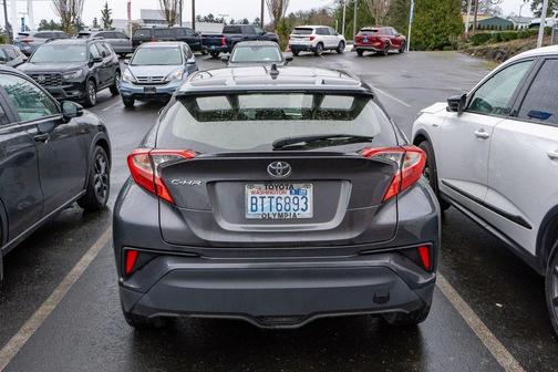 2020 Toyota C-HR LE