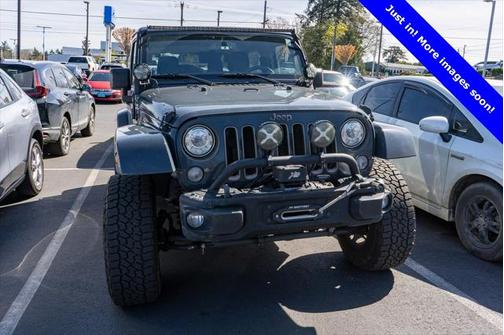 2018 Jeep Wrangler JK Golden Eagle