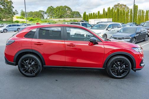 Milano Red 2027 Honda HR-V Sport