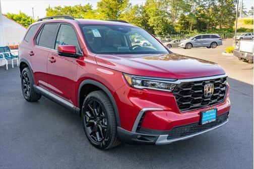 2025 Honda Pilot Touring 8-Passenger