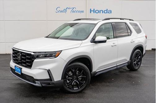 2025 Honda Pilot Touring 8-Passenger