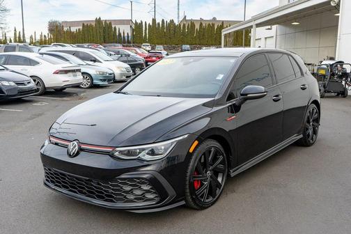 2022 Volkswagen Golf GTI 2.0T SE DSG