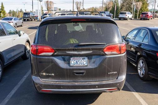 2020 Chrysler Pacifica Limited