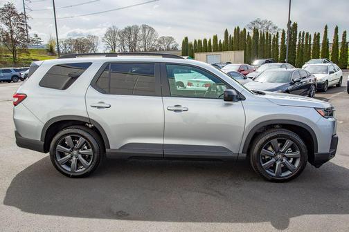 Solar Silver Metallic 2026 Honda Pilot Sport