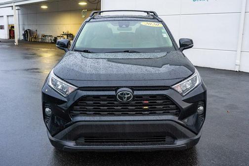 2020 Toyota RAV4 XLE Premium
