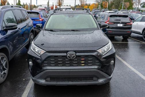 2020 Toyota RAV4 XLE Premium