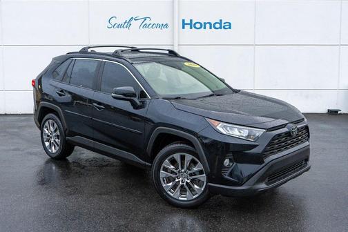 2020 Toyota RAV4 XLE Premium