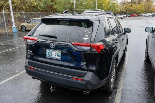 2020 Toyota RAV4 XLE Premium