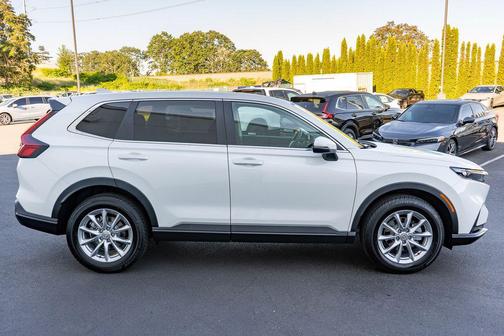 Platinum White Pearl 2026 Honda CR-V EX AWD