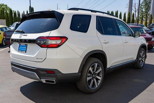 2025 Honda Pilot Elite