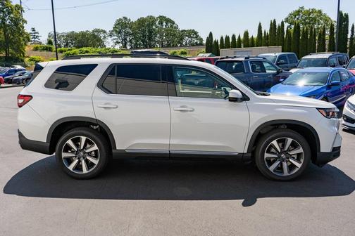2025 Honda Pilot Elite