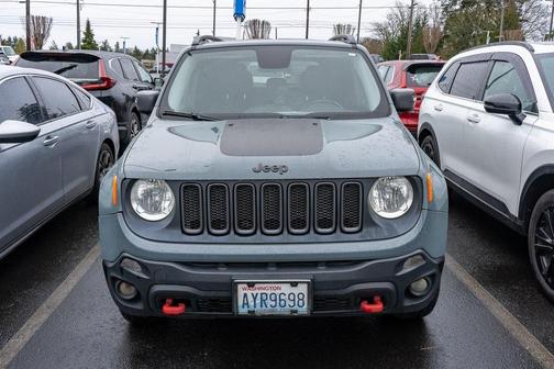 2015 Jeep Renegade Trailhawk
