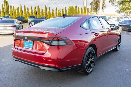 2025 Honda Accord Sport SE 1.5T