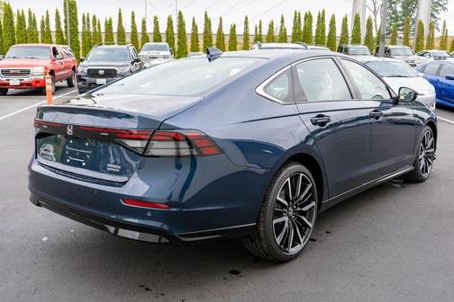 2025 Honda Accord Hybrid Touring