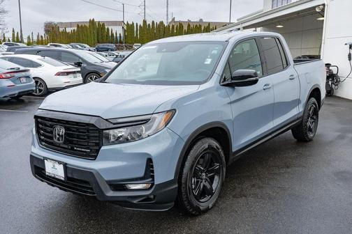 2023 Honda Ridgeline Black
