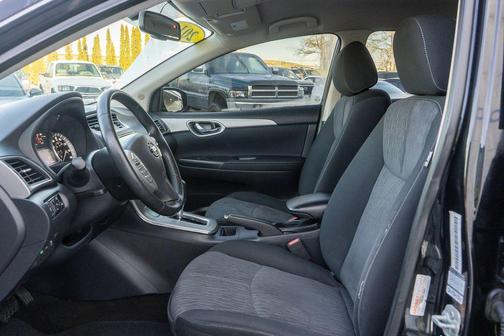 Super Black 2014 Nissan Sentra SV
