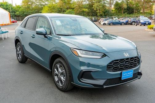 Go 2027 Honda HR-V LX