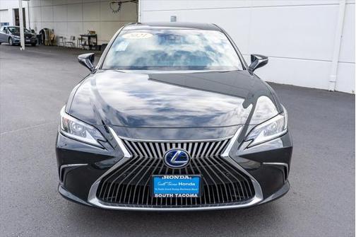 2021 Lexus ES 300h Premium