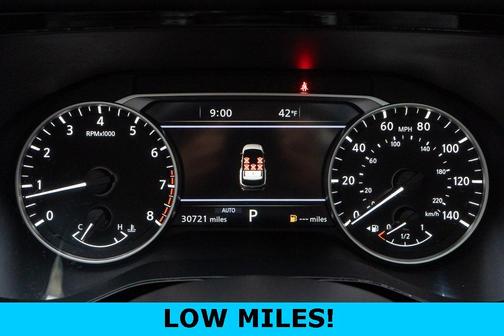 2023 Nissan Pathfinder SL 4WD