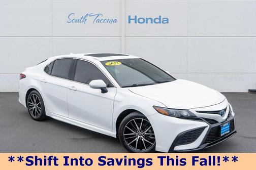 2022 Toyota Camry SE