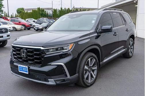 2023 Honda Pilot Touring 8-Passenger