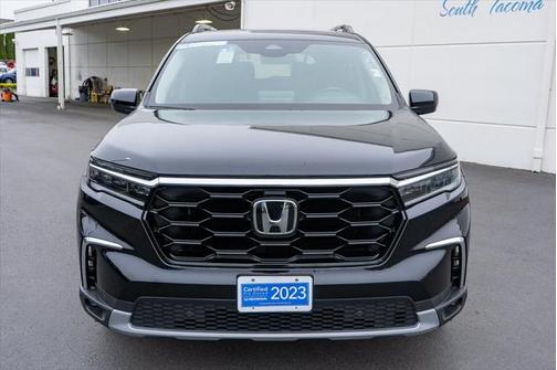 2023 Honda Pilot Touring 8-Passenger