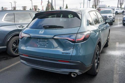 Nordic Forest Pearl 2024 Honda HR-V AWD Sport