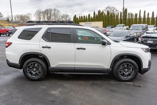 2026 Honda Pilot TrailSport