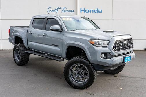 2018 Toyota Tacoma TRD Sport